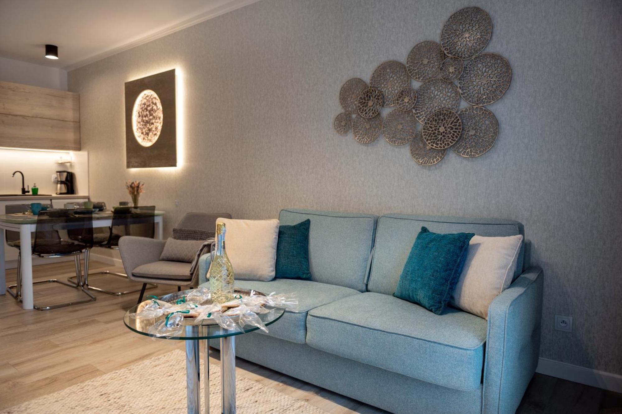 Platinium Moon - Przy Samym Morzu - Easy-Rent Apartments Rewal Exteriör bild